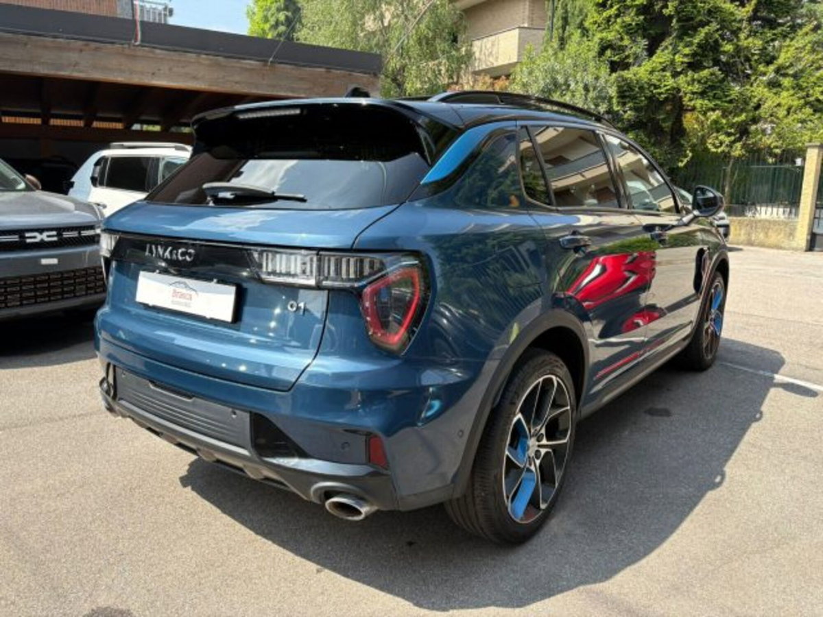 Lynk & Co 01 01 1.5 td phev (4)