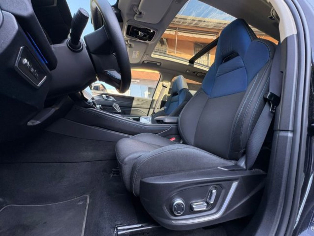 Lynk & Co 01 01 1.5 td phev (13)