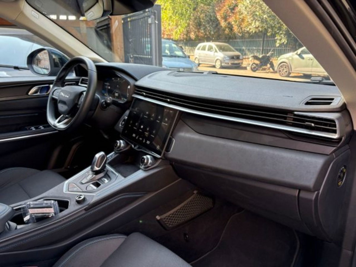 Lynk & Co 01 01 1.5 td phev (8)