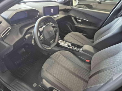 Peugeot 2008 1.2 hybrid Allure 145cv e-dcs6 (6)