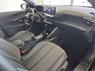 Peugeot 2008 1.2 hybrid Allure 145cv e-dcs6 (7)