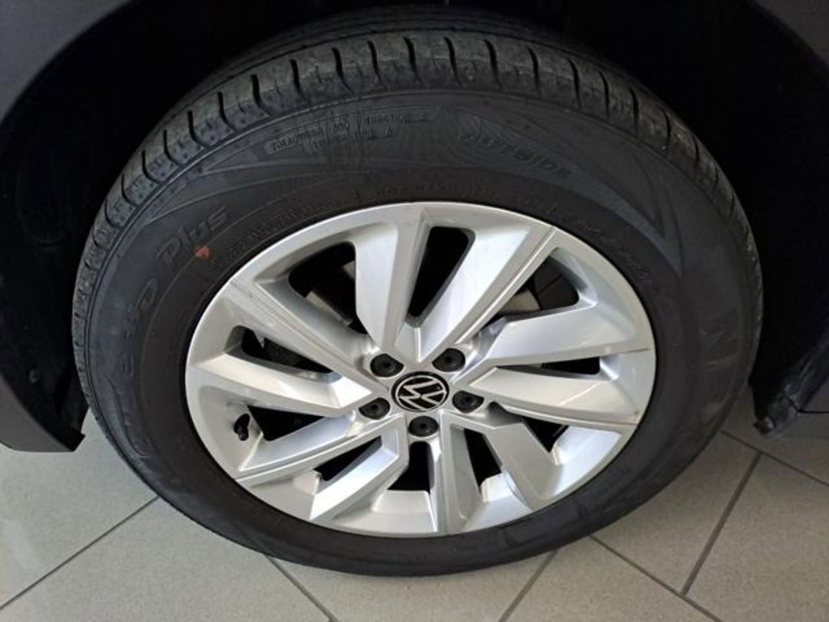 Volkswagen T-Cross 1.0 TSI Style BMT (4)