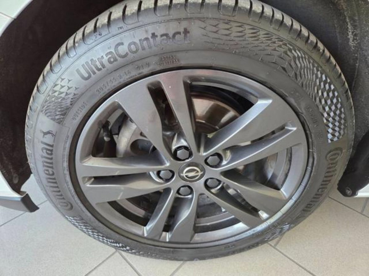 Opel Astra 1.5 CDTI 122 CV S&S 5 porte 2020 (13)
