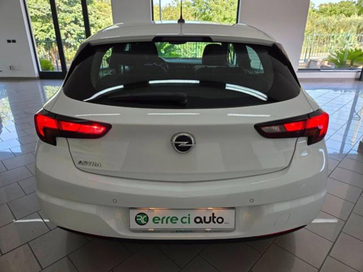 Opel Astra 1.5 CDTI 122 CV S&S 5 porte 2020 (3)