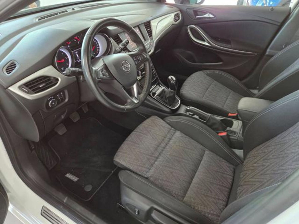 Opel Astra 1.5 CDTI 122 CV S&S 5 porte 2020 (8)