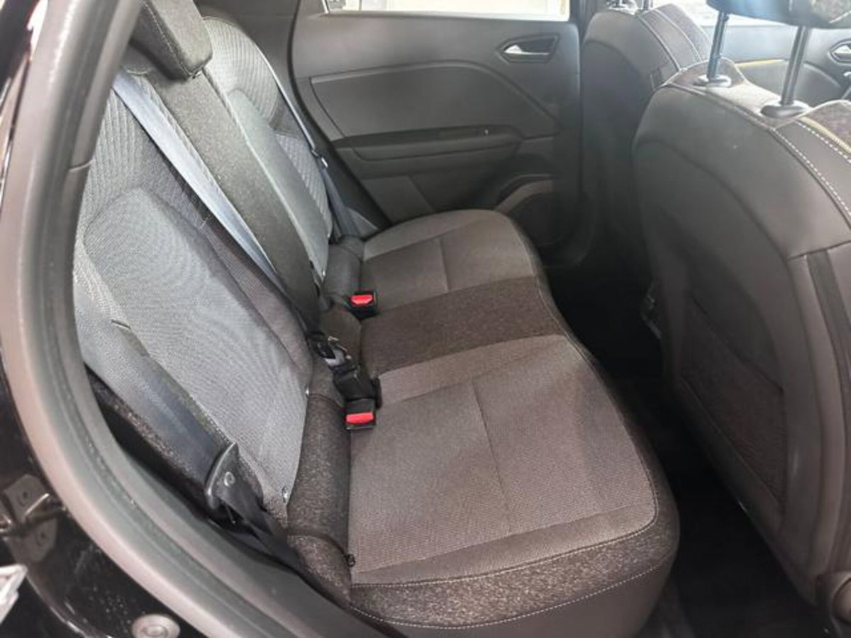 Renault Captur TCe 90 CV Techno (17)