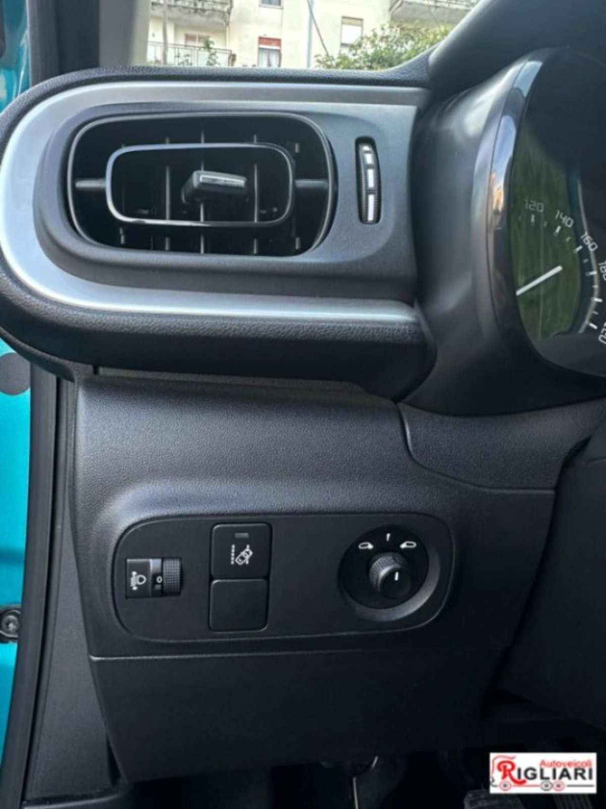 Citroen C3 BlueHDi 100 S&S Feel (5)
