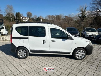 Dacia Dokker 1.5 dCi 8V 75CV Start&Stop Serie Speciale Lauréate Family (10)