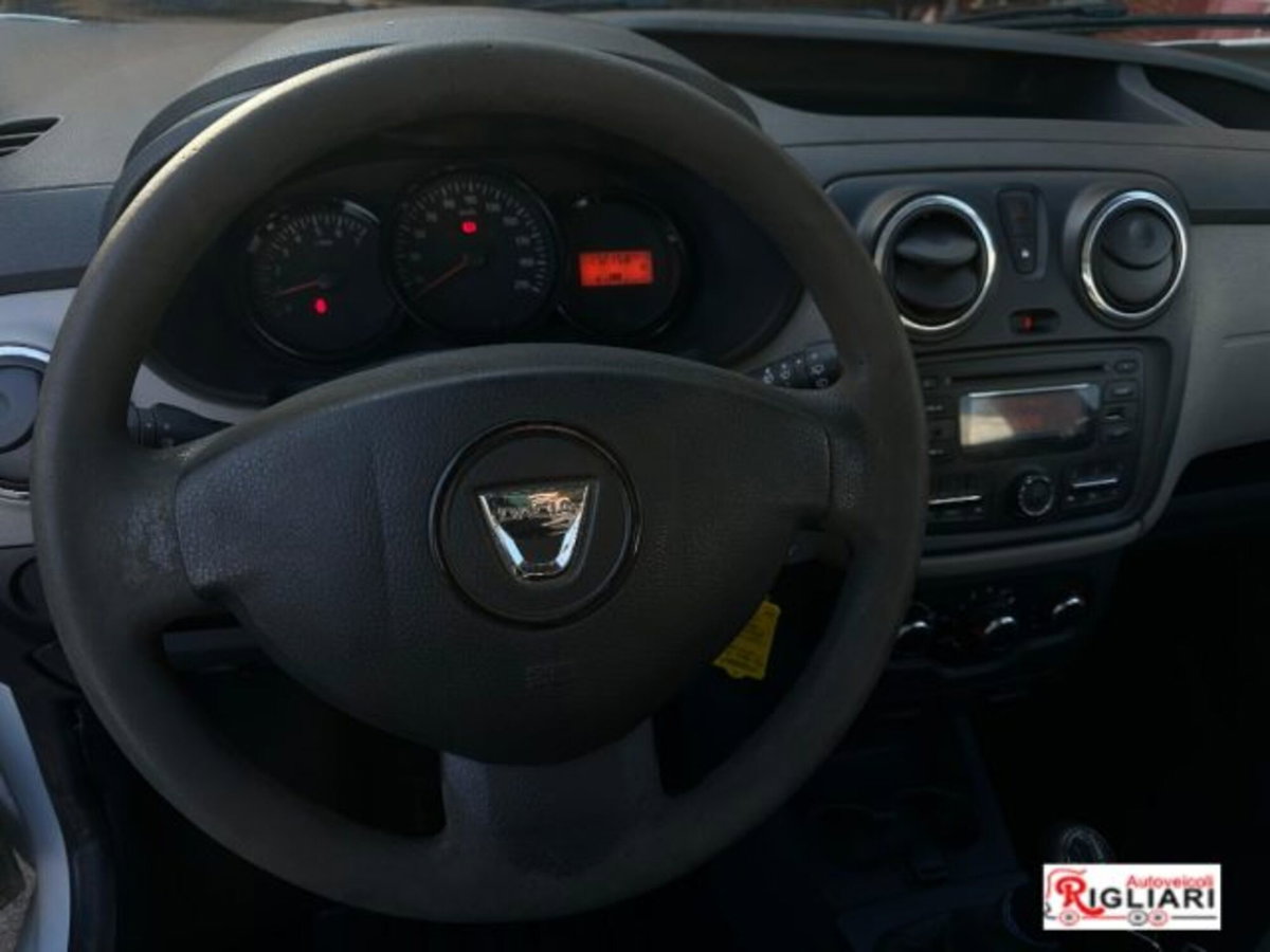 Dacia Dokker 1.5 dCi 8V 75CV Start&Stop Serie Speciale Lauréate Family (14)