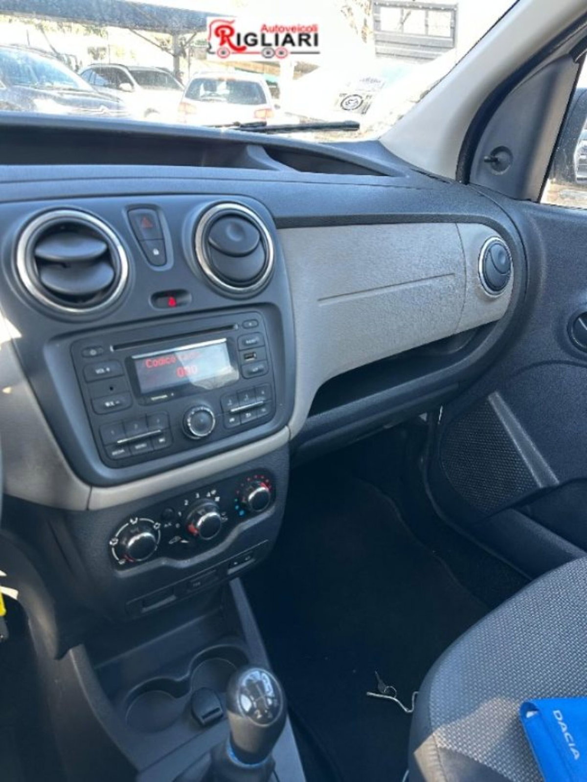 Dacia Dokker 1.5 dCi 8V 75CV Start&Stop Serie Speciale Lauréate Family (5)