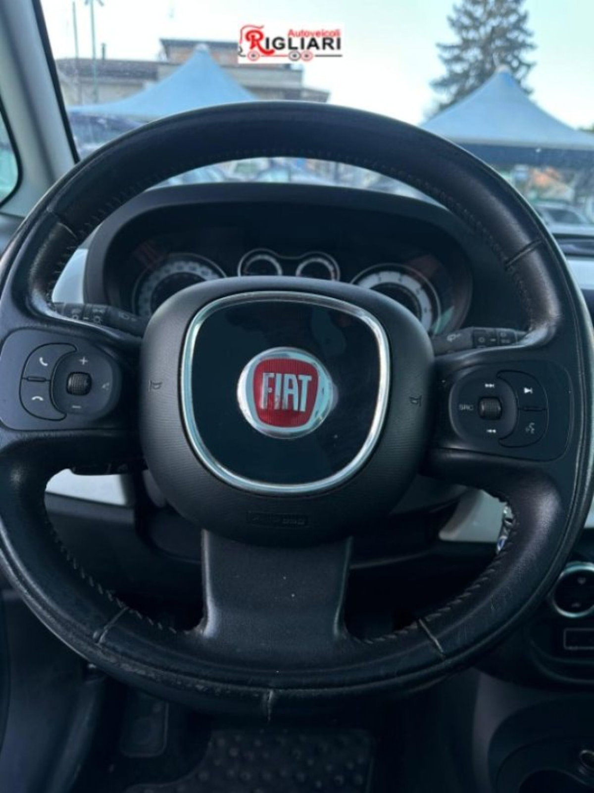 Fiat 500L 1.6 Multijet 120 CV Trekking (9)