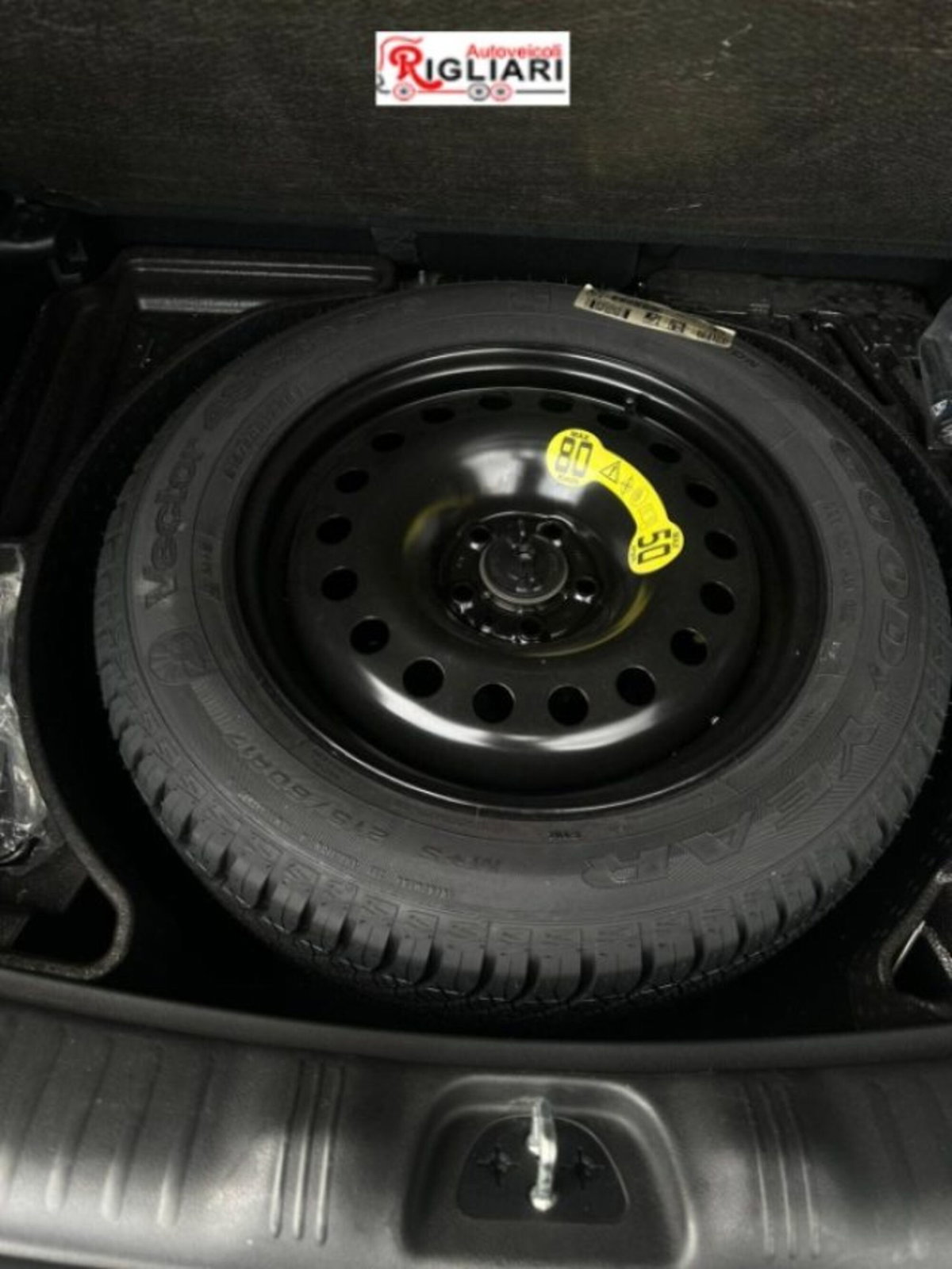 Jeep Compass 1.6 Multijet II 2WD Limited (19)