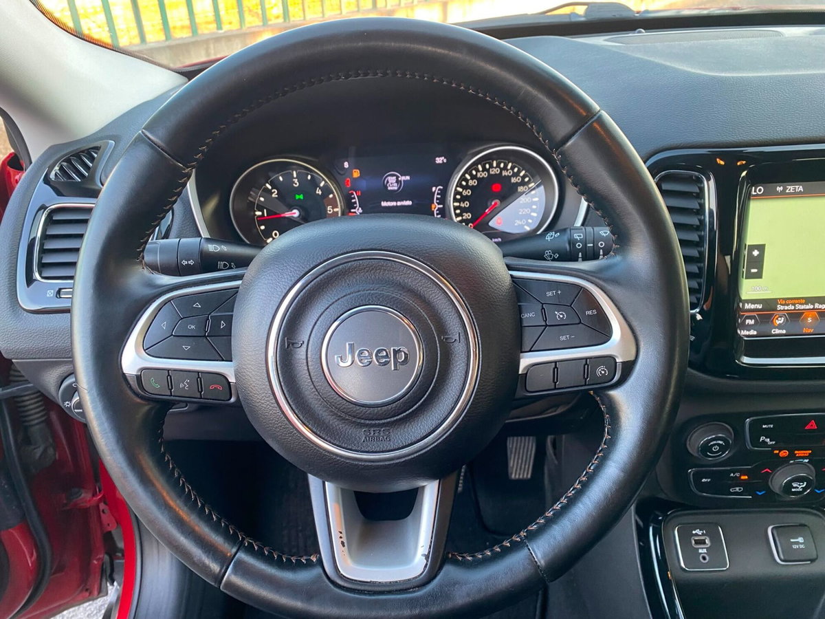 Jeep Compass 1.6 Multijet II 2WD Limited (13)