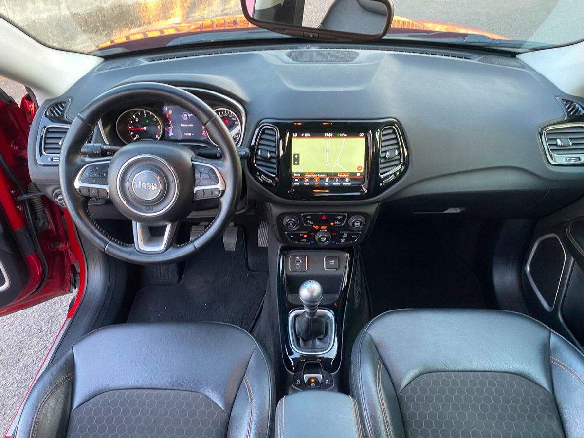Jeep Compass 1.6 Multijet II 2WD Limited (17)