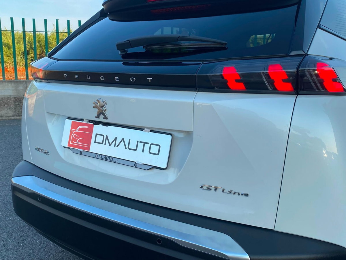 Peugeot 2008 BlueHDi 130 S&S EAT8 GT Line (4)