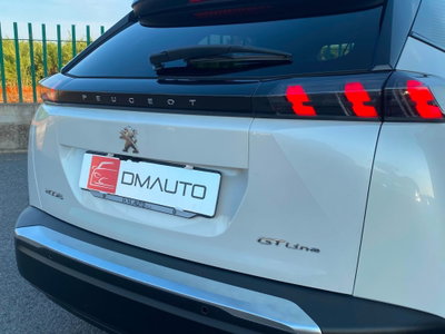Peugeot 2008 BlueHDi 130 S&S EAT8 GT Line (4)