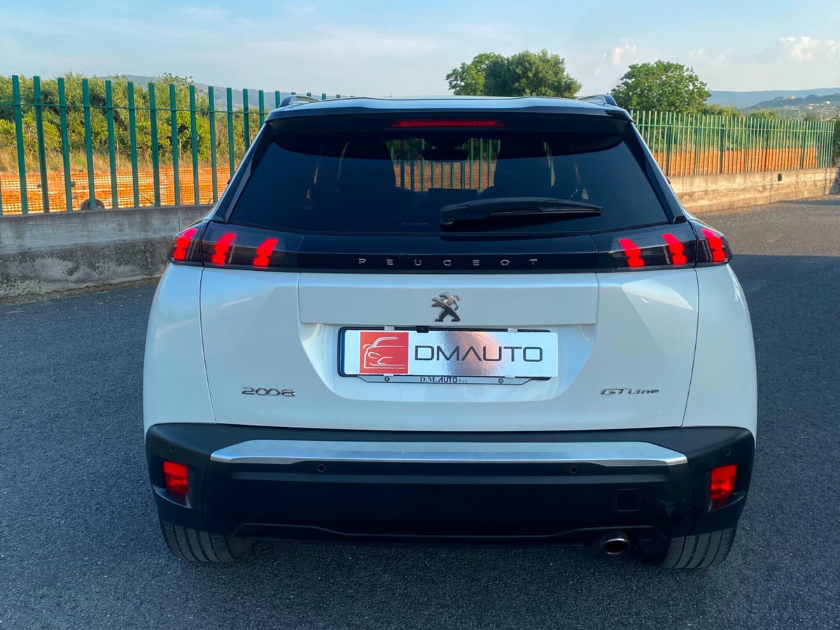 Peugeot 2008 BlueHDi 130 S&S EAT8 GT Line (6)