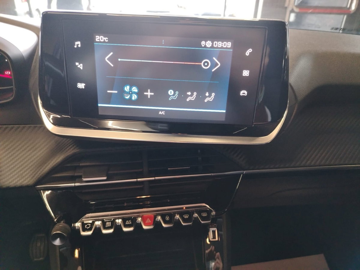 Peugeot 208 PureTech 75 Stop&Start 5 porte Active (12)