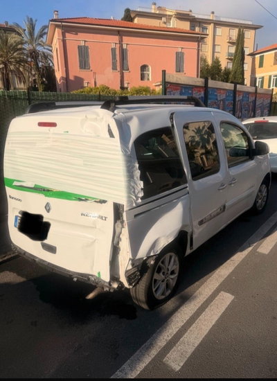 Renault Kangoo Blue dCi 8V 95CV 5 porte Life (3)