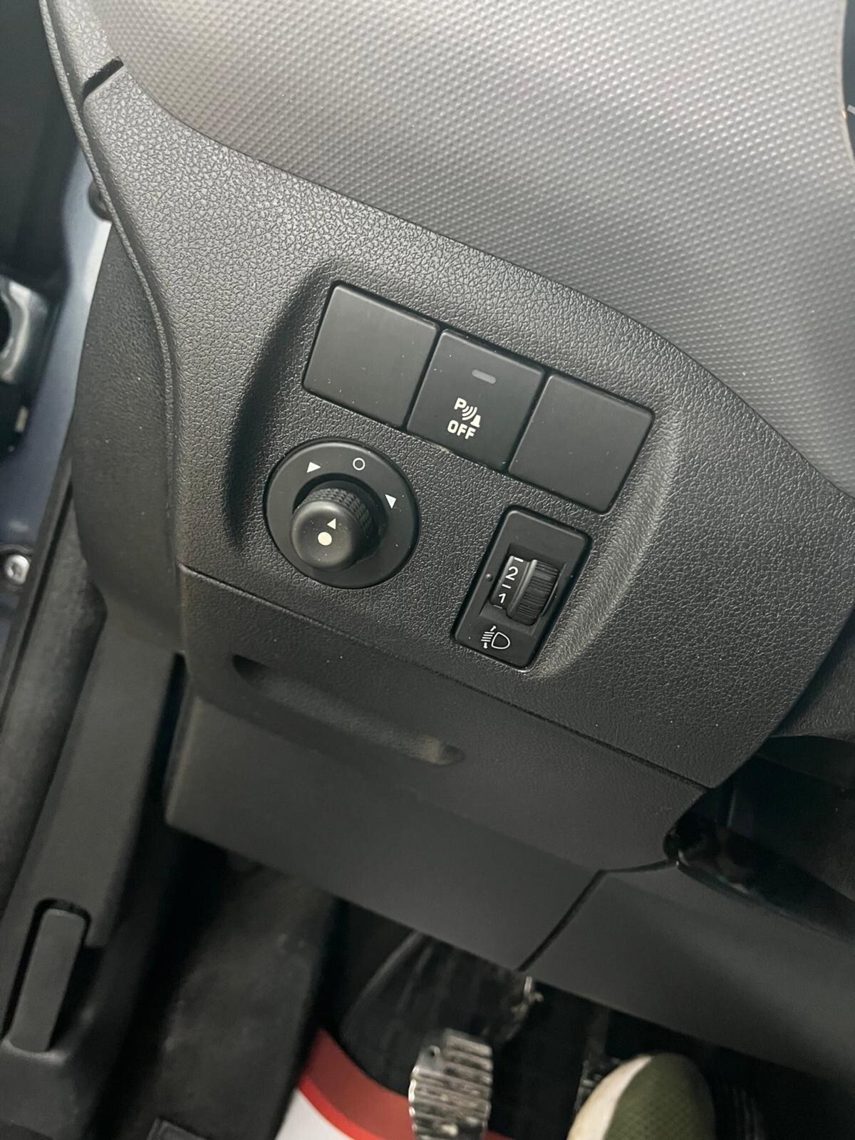 Peugeot Partner 1.6 HDi 90CV Premium (14)