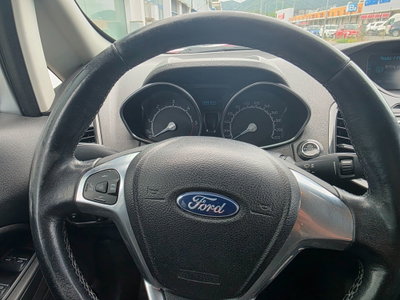 Ford EcoSport 1.5 TDCi 95 CV Titanium S (13)