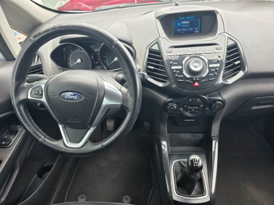 Ford EcoSport 1.5 TDCi 95 CV Titanium S (15)