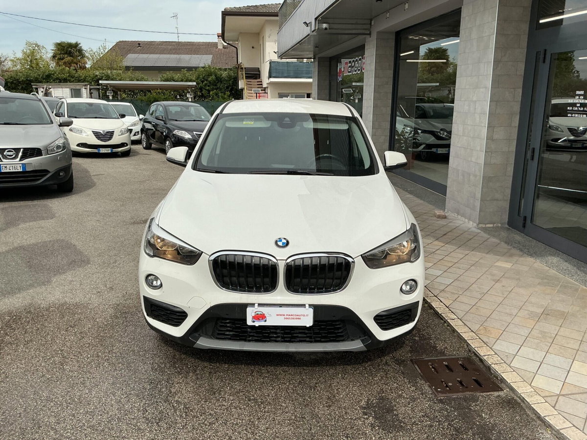 BMW X1 sDrive18d (2)