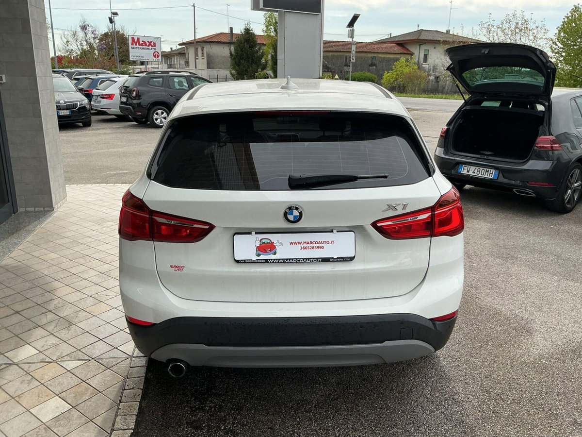 BMW X1 sDrive18d (7)