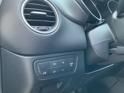Fiat Punto 1.3 MJT II 75 CV 5 porte Lounge (10)