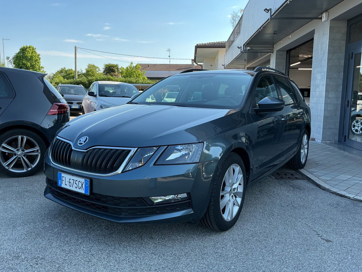 Skoda Octavia Station Wagon 1.6 TDI CR 115 CV DSG Wagon Style