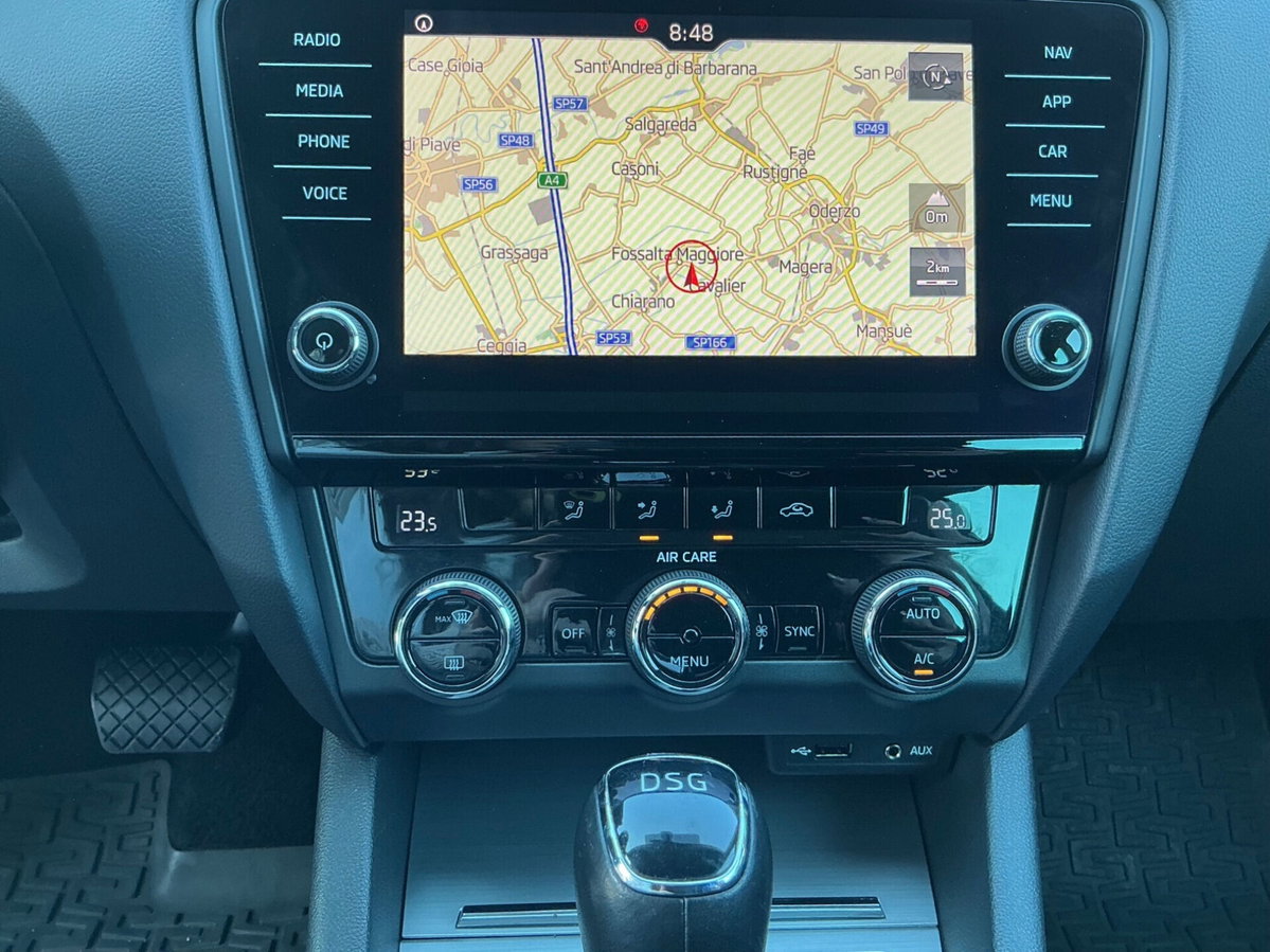 Skoda Octavia Station Wagon 1.6 TDI CR 115 CV DSG Wagon Style (17)