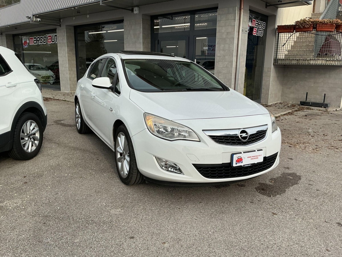 Opel Astra 1.7 CDTI 125CV 5 porte Cosmo