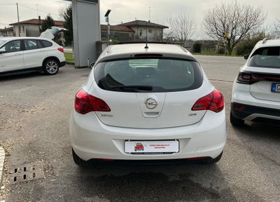 Opel Astra 1.7 CDTI 125CV 5 porte Cosmo (3)