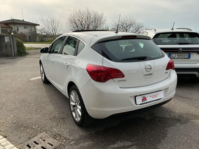 Opel Astra 1.7 CDTI 125CV 5 porte Cosmo (4)