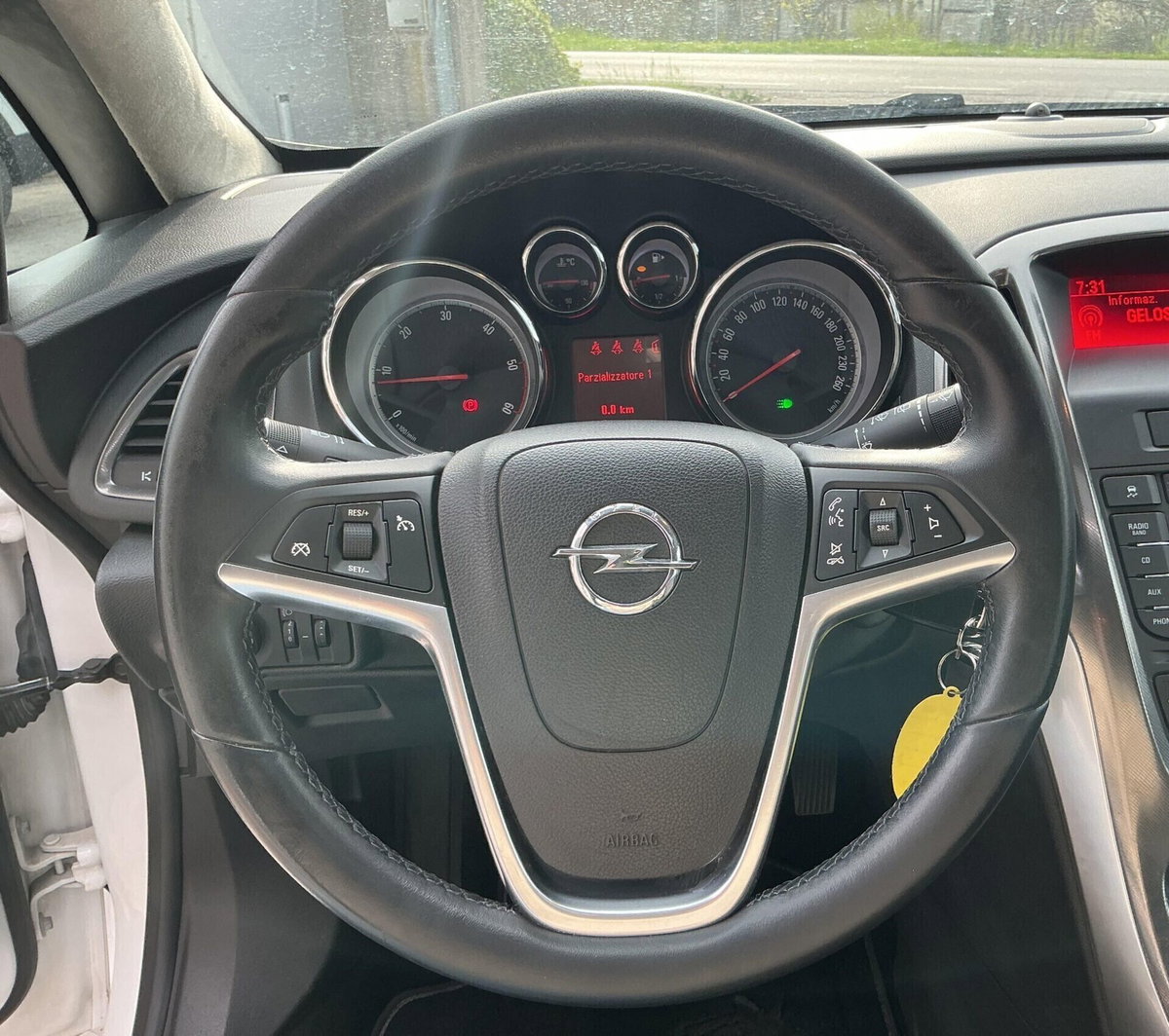 Opel Astra 1.7 CDTI 125CV 5 porte Cosmo (9)