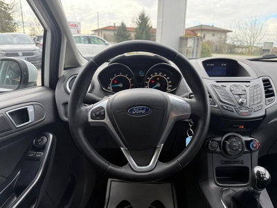 Ford Fiesta 1.2 60CV 5 porte Black & White Edition (12)