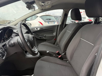 Ford Fiesta 1.2 60CV 5 porte Black & White Edition (13)