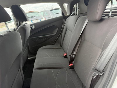 Ford Fiesta 1.2 60CV 5 porte Black & White Edition (15)