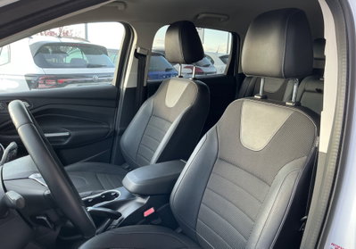 Ford Kuga 2.0 TDCI 140 CV 4WD Titanium (16)