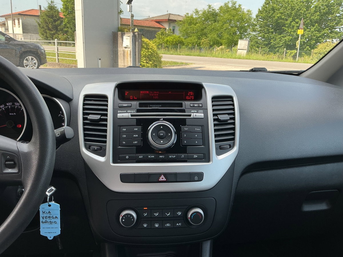 Kia Venga 1.4 CRDi 90CV Cool (13)
