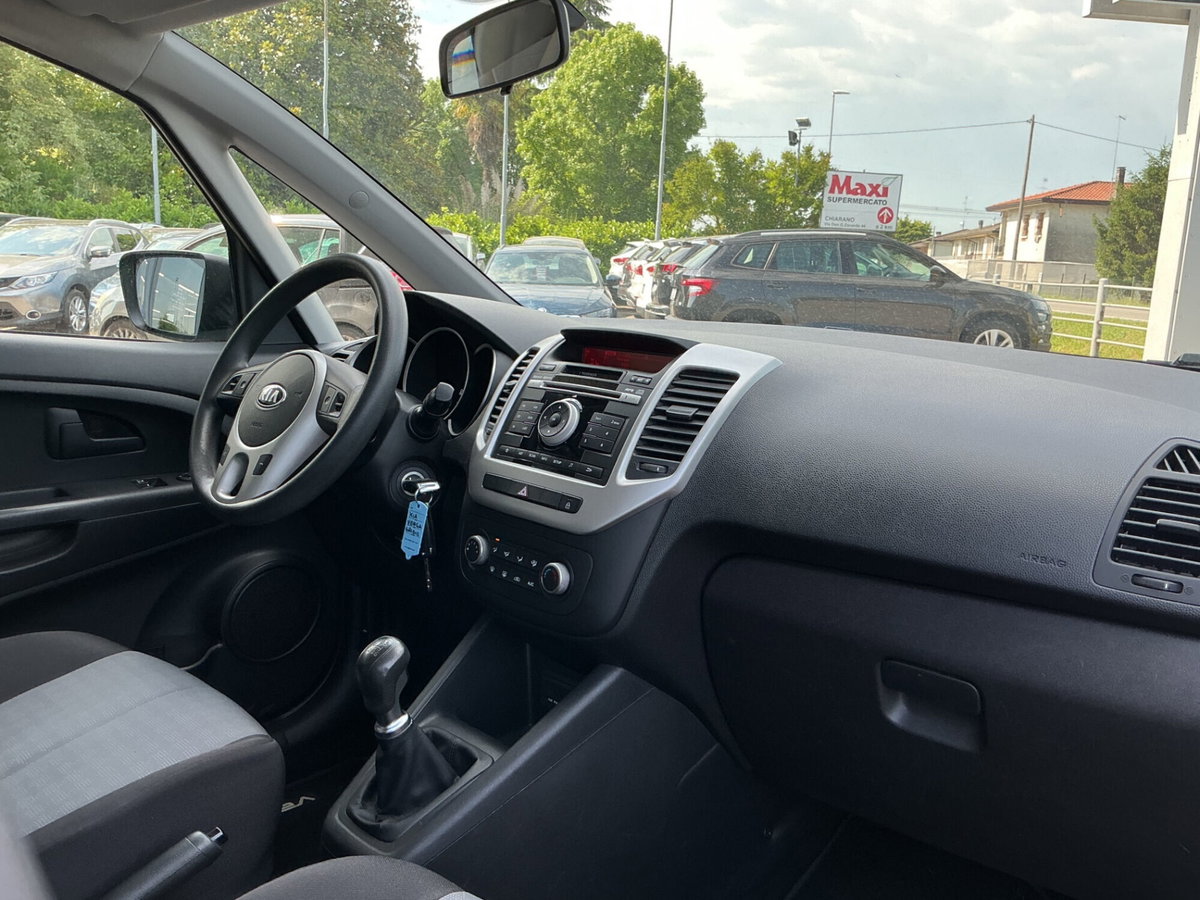 Kia Venga 1.4 CRDi 90CV Cool (16)