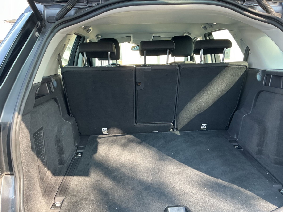 Land Rover Discovery Sport 2.0 TD4 150 CV HSE Luxury (19)