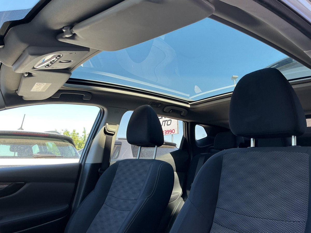Nissan Qashqai 1.5 dCi Tekna (19)