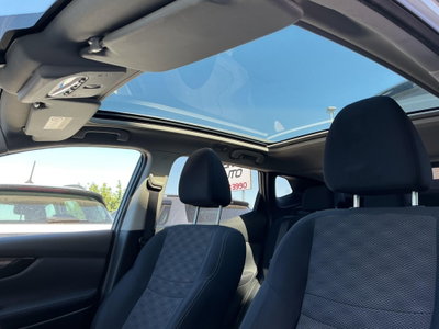 Nissan Qashqai 1.5 dCi Tekna (19)