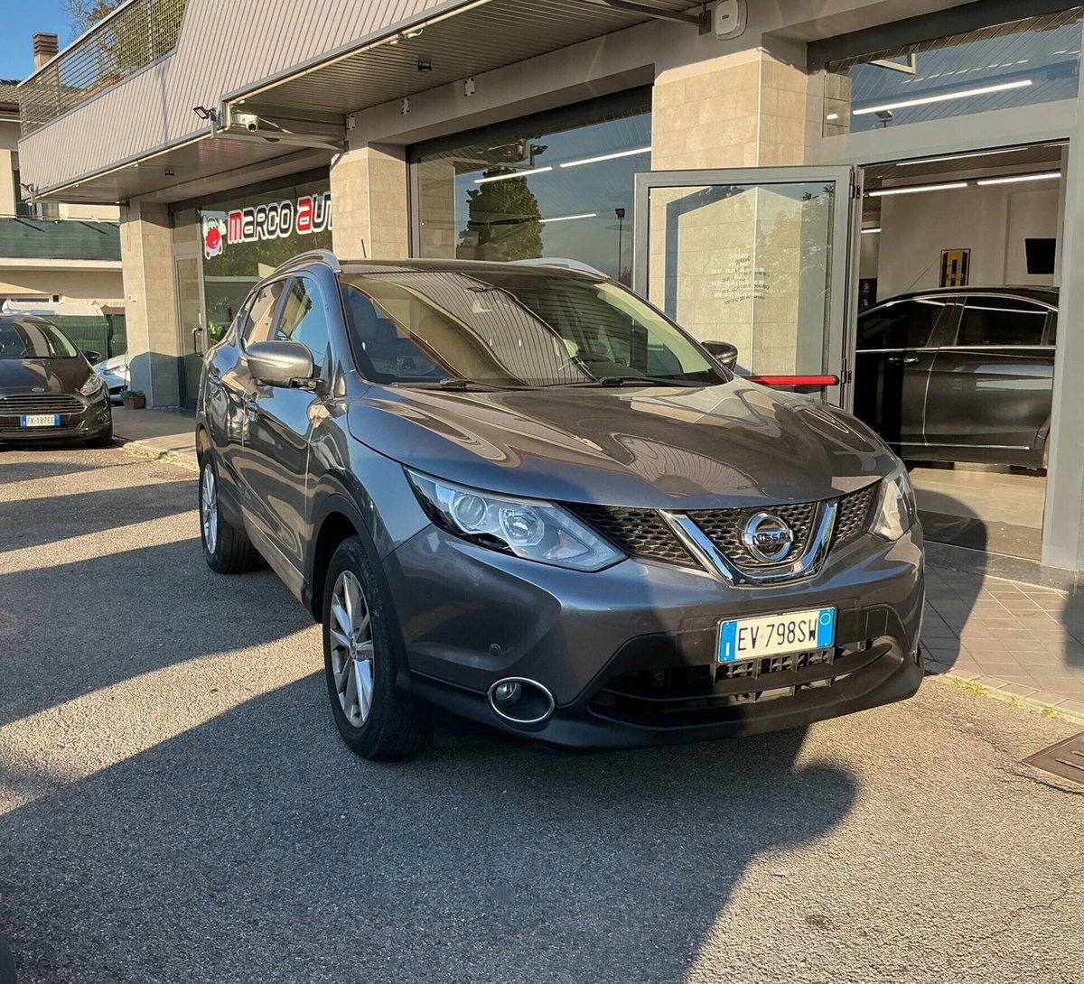 Nissan Qashqai 1.5 dCi Tekna (3)