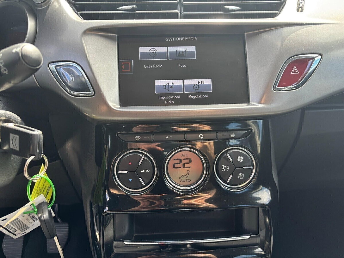 Citroen C3 BlueHDi 75 Exclusive (12)