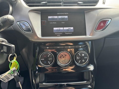Citroen C3 BlueHDi 75 Exclusive (12)