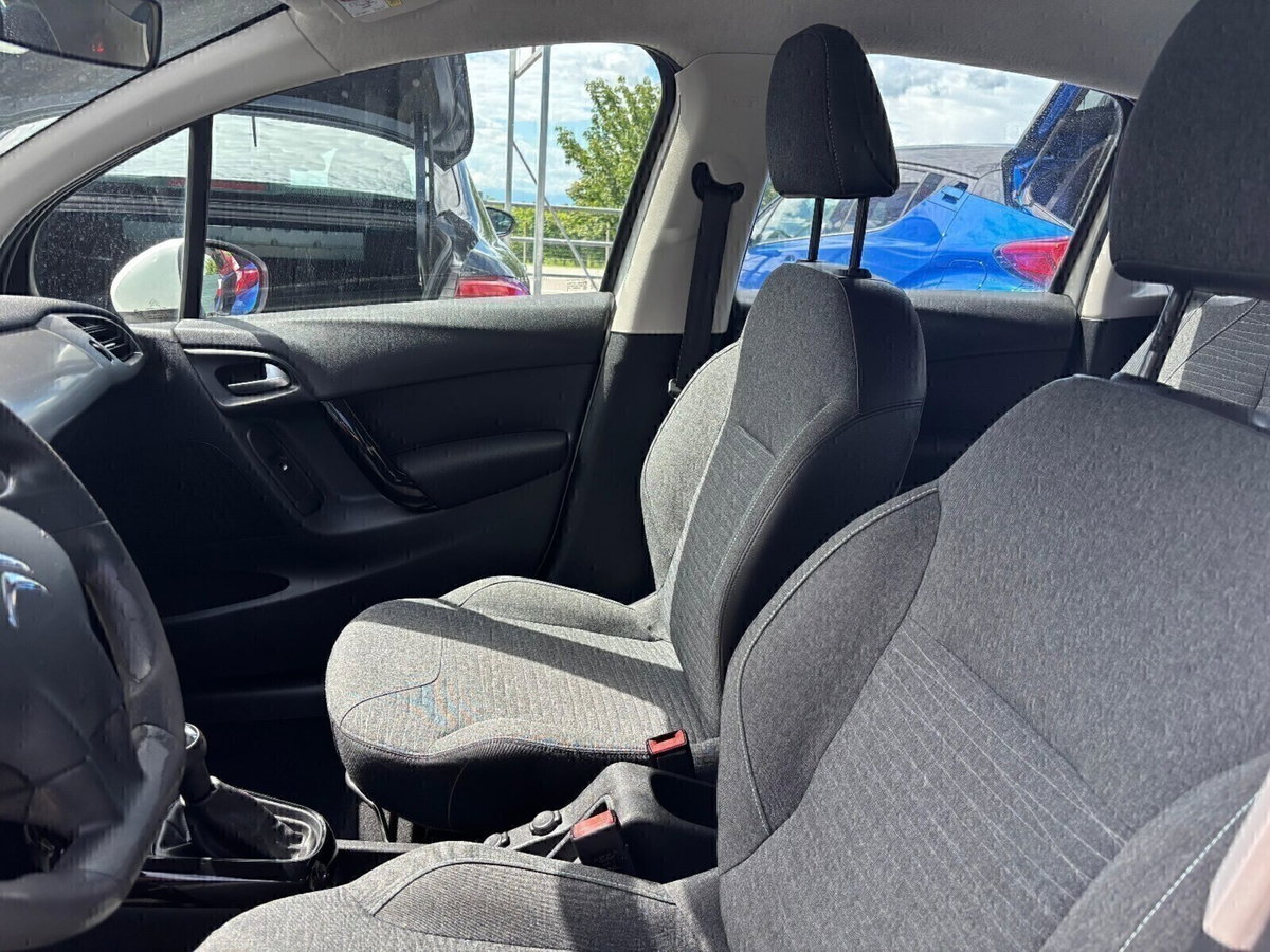 Citroen C3 BlueHDi 75 Exclusive (14)