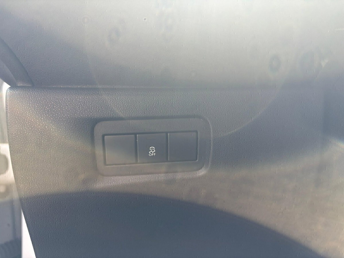 Citroen C3 BlueHDi 75 Exclusive (9)