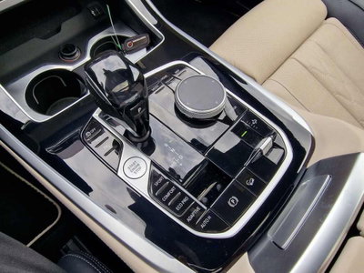 BMW X7 xDrive40d 48V (8)